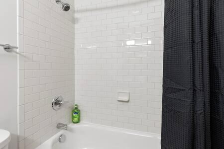 Corporate Housing By Mgm Apartment Detroit Bagian luar foto