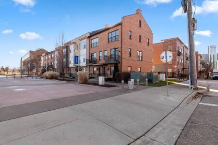 Corporate Housing By Mgm Apartment Detroit Bagian luar foto