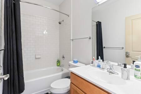 Corporate Housing By Mgm Apartment Detroit Bagian luar foto